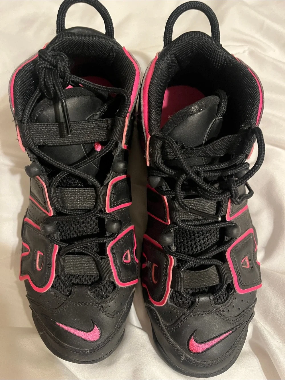 Nike black and pink sneaker size 6Y